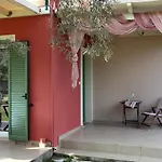 Maria *